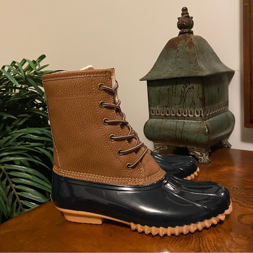 Sporto Dakota Pebble Faux Fur Lined Duck Boot